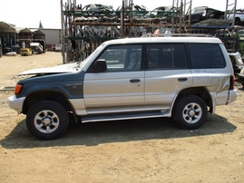 1998 MITSUBISHI MONTERO GOLD 3.5L AT 4WD 163778